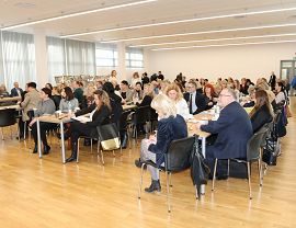 Konferencja "Życie warte jest rozmowy - samobójstwom można i trzeba zapobiegać"